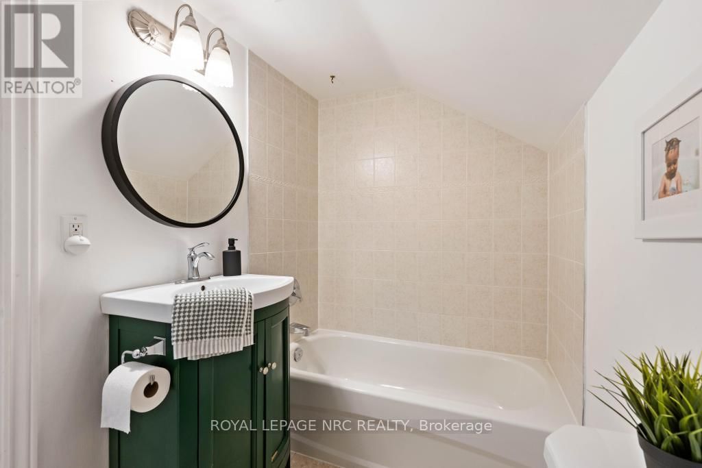 27 ANN STREET Image 37