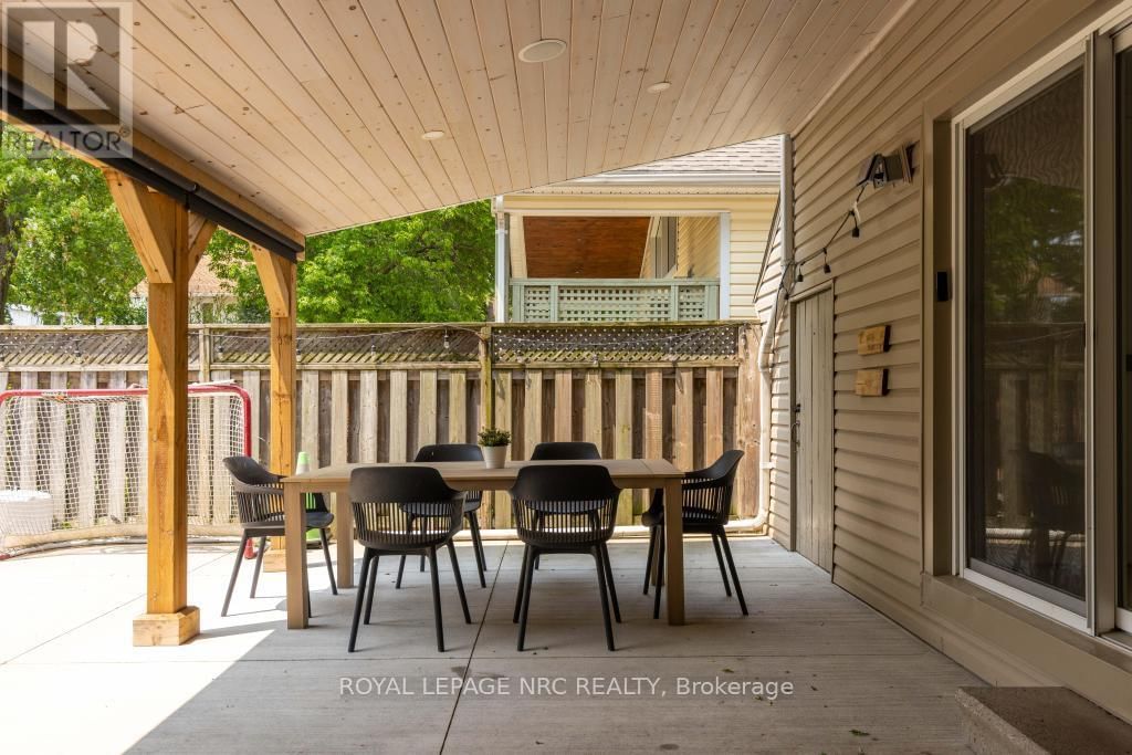 27 ANN STREET Image 41