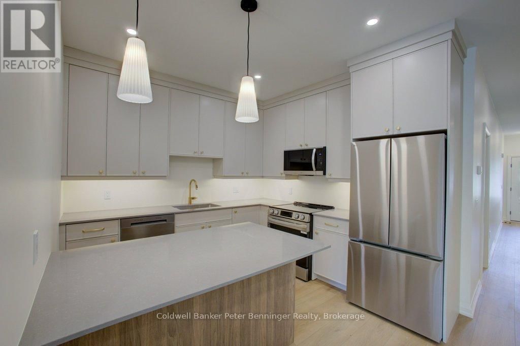 5 - 311 ARNAUD STREET Image 13