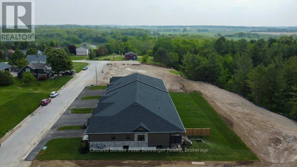 5 - 311 ARNAUD STREET Image 39