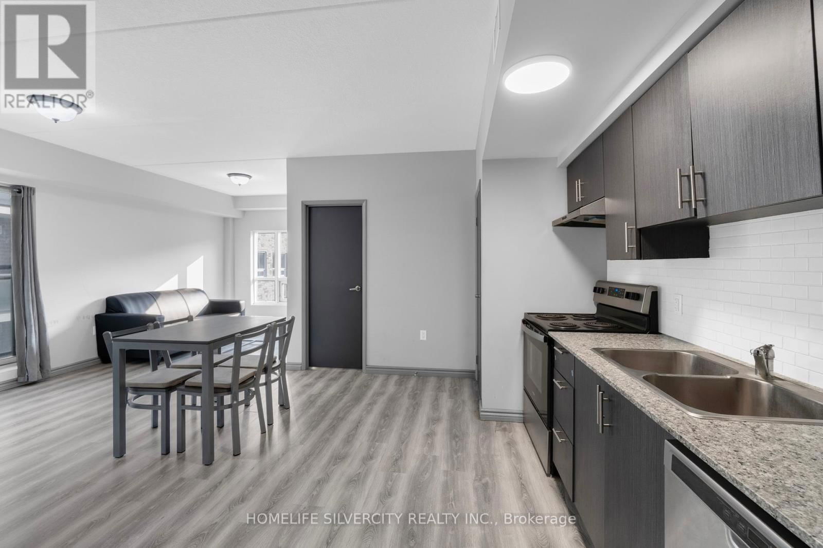 405 - 275 LARCH STREET Image 13