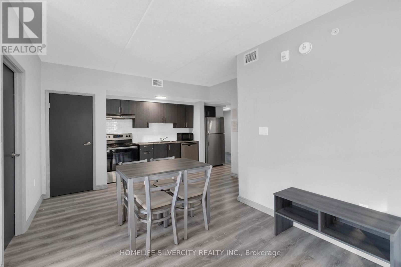 405 - 275 LARCH STREET Image 18