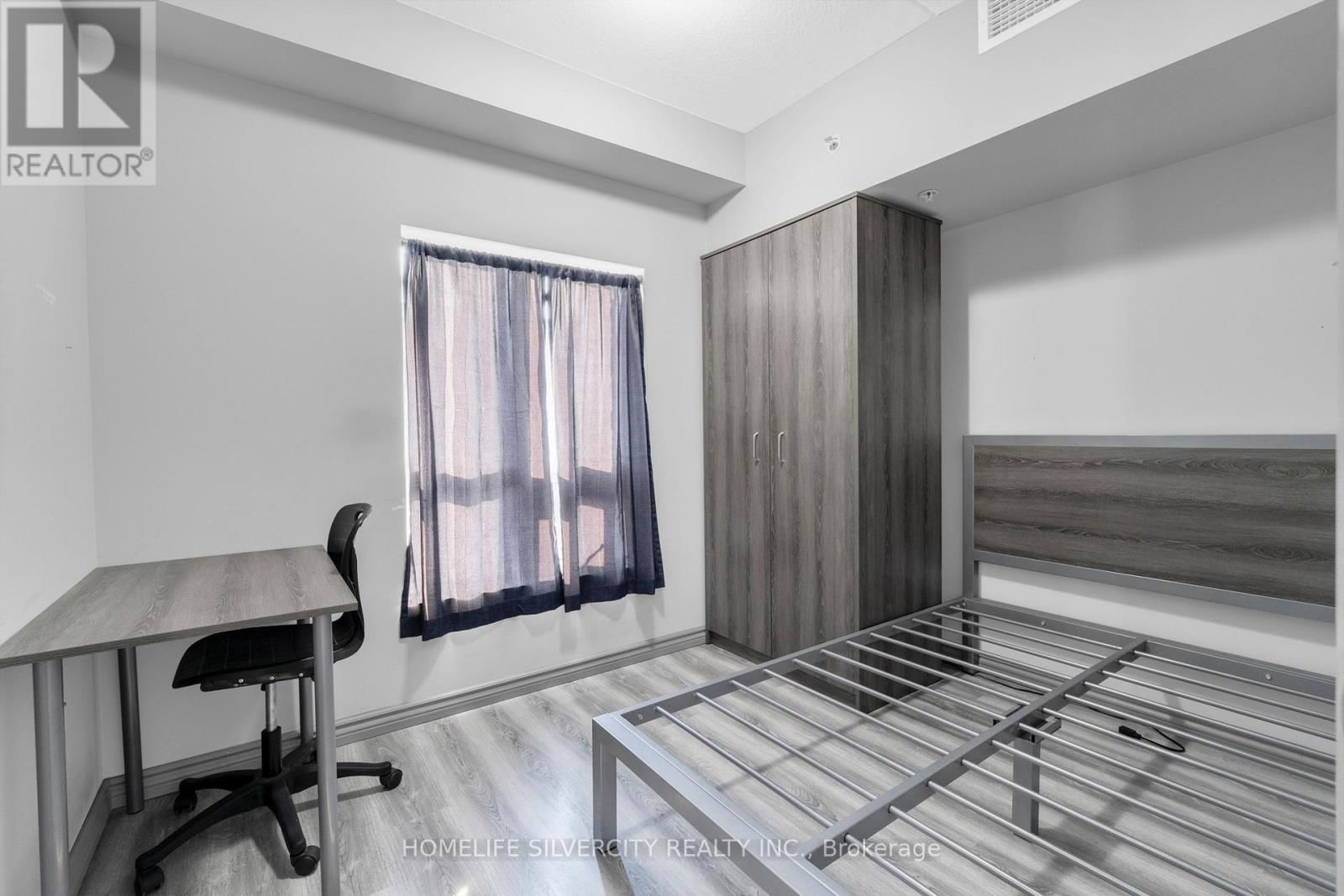 405 - 275 LARCH STREET Image 22
