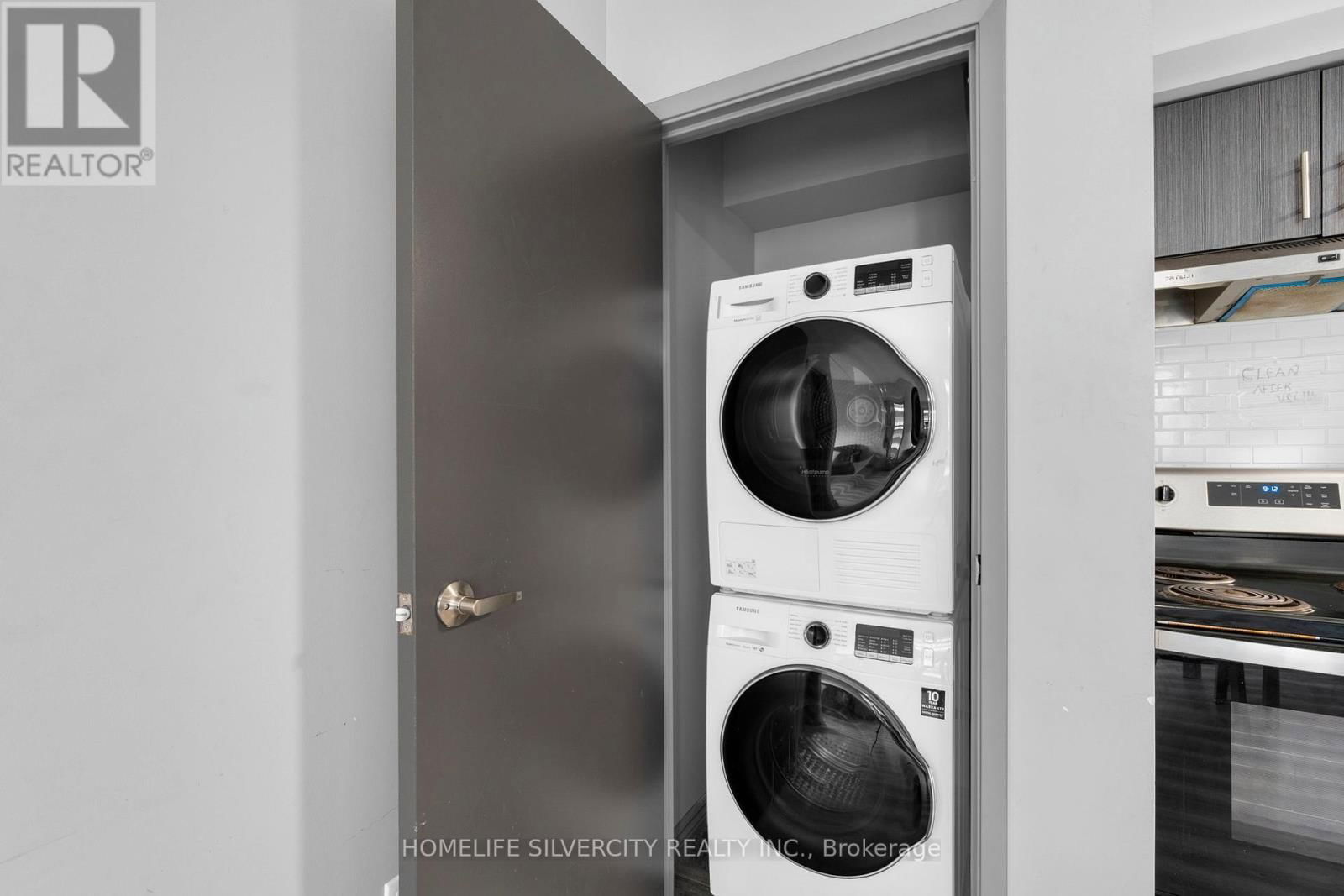 405 - 275 LARCH STREET Image 23