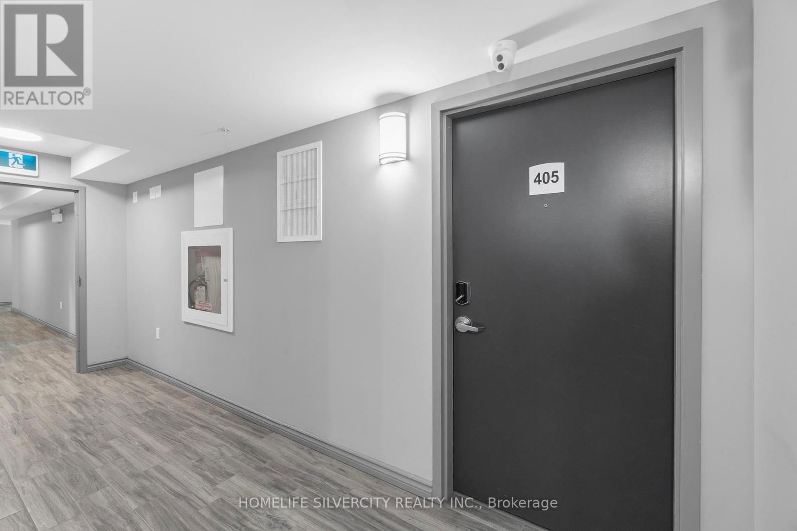 405 - 275 LARCH STREET Image 4