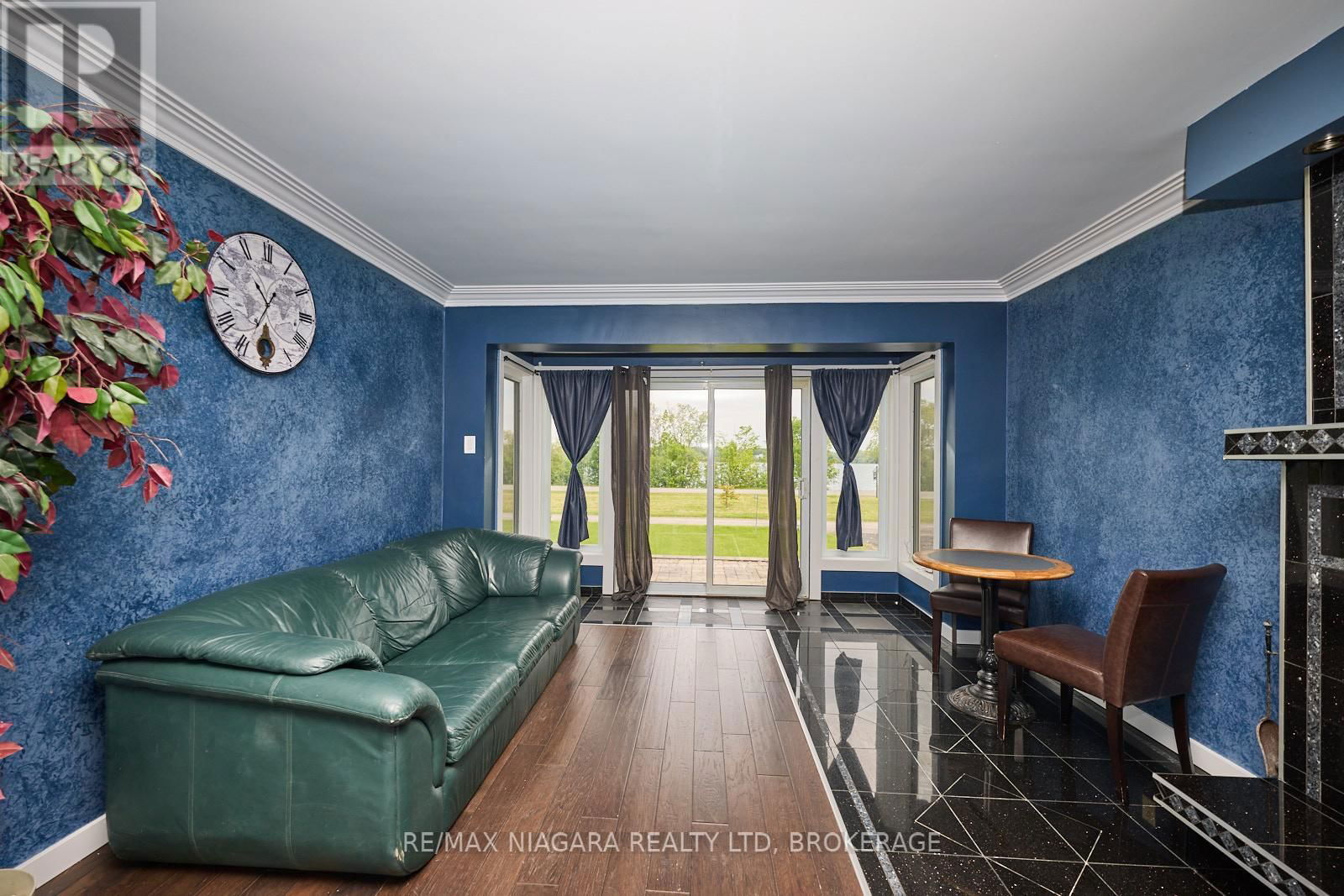 10655 NIAGARA PARKWAY Image 7