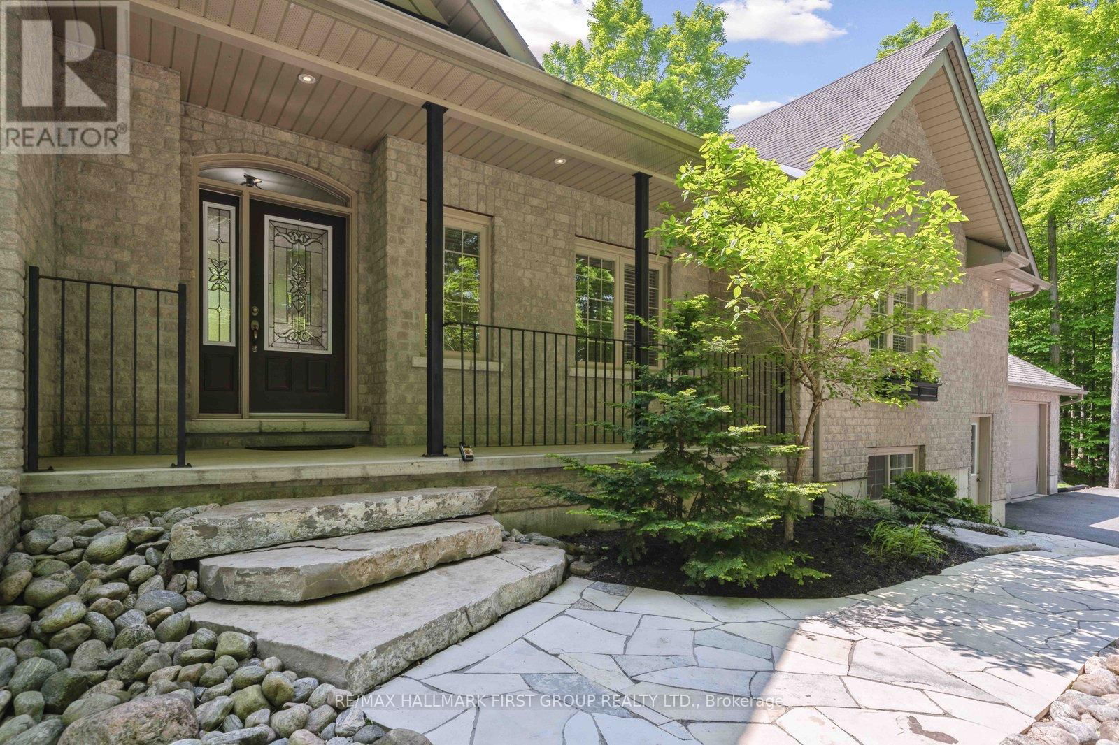 2317 SHERBROOKE STREET WEST Image 2