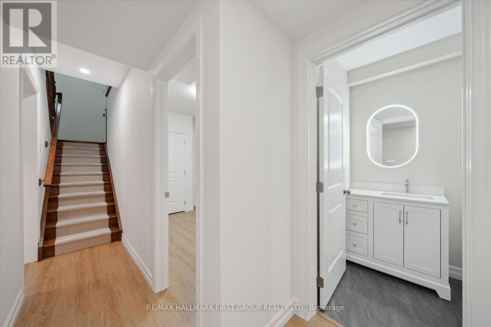 2317 SHERBROOKE STREET WEST Image 23