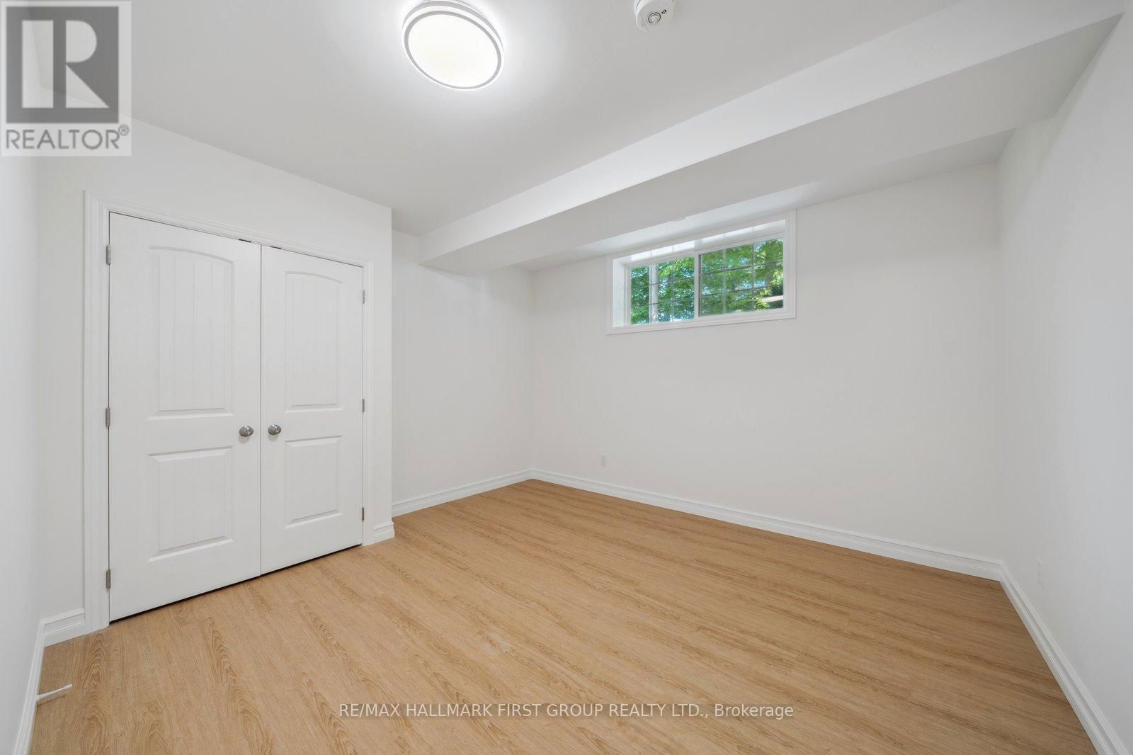 2317 SHERBROOKE STREET WEST Image 24