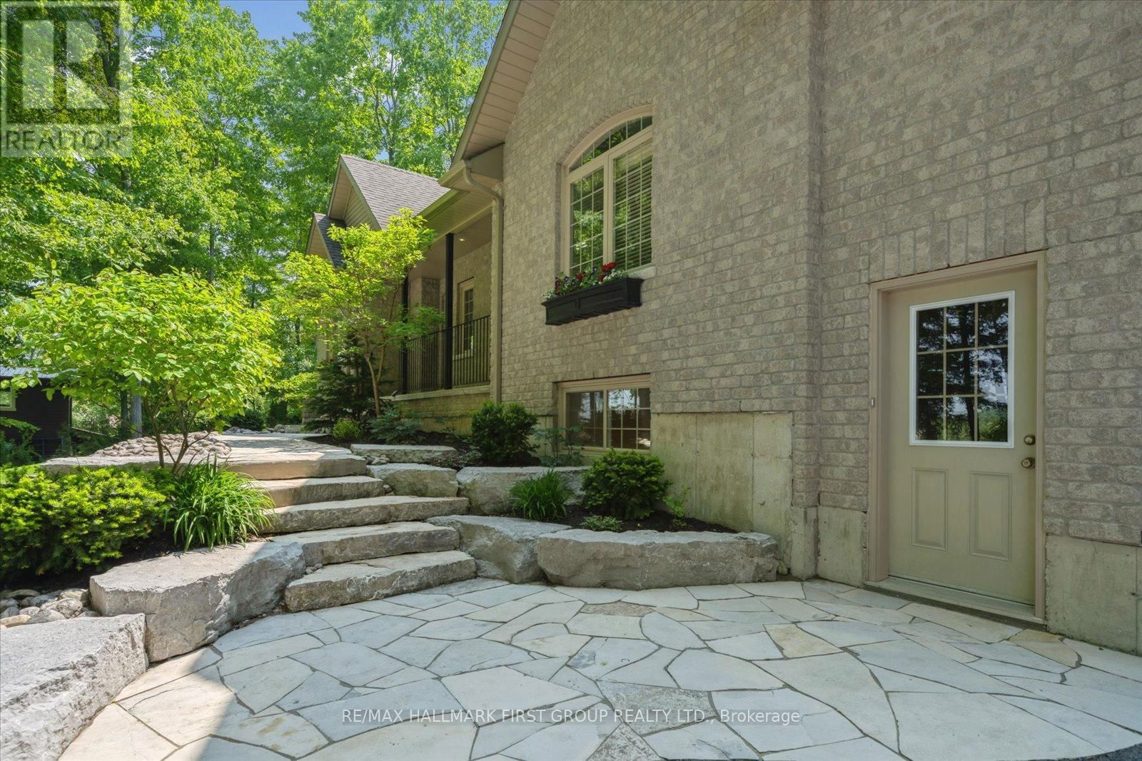 2317 SHERBROOKE STREET WEST Image 42