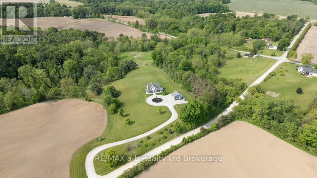 210 BEACH LANE Image 35