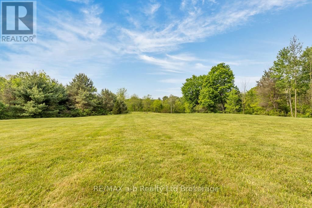 210 BEACH LANE Image 5