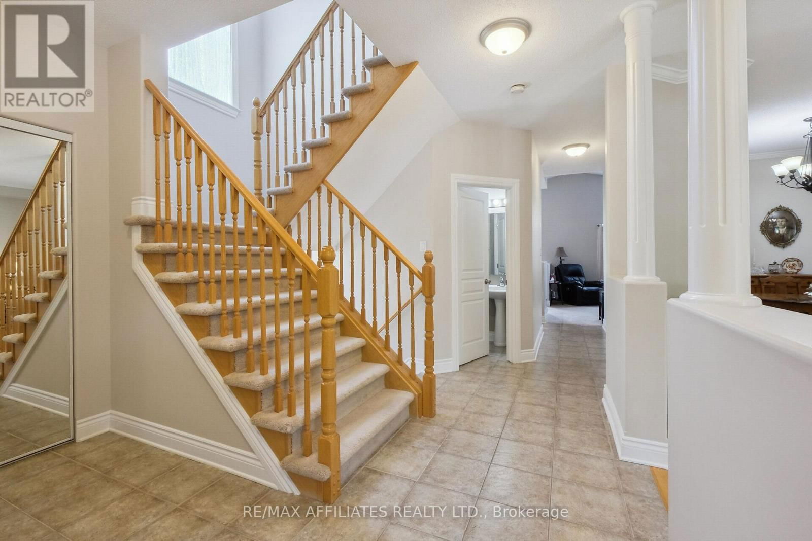 176 TOPAZE CRESCENT Image 7