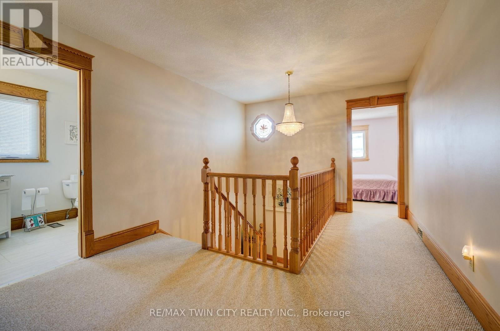 20 VIENNA CRESCENT Image 18