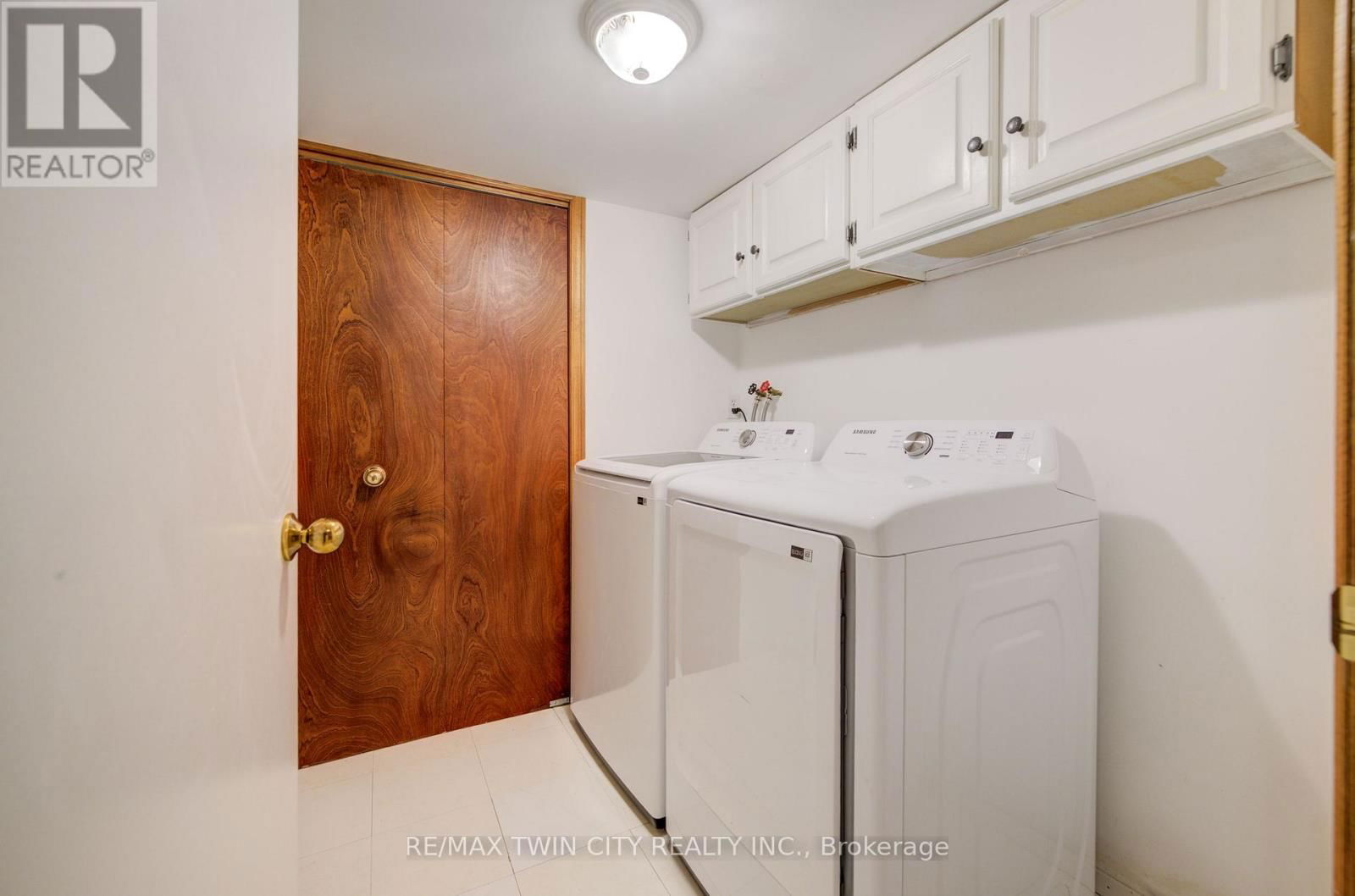 20 VIENNA CRESCENT Image 33
