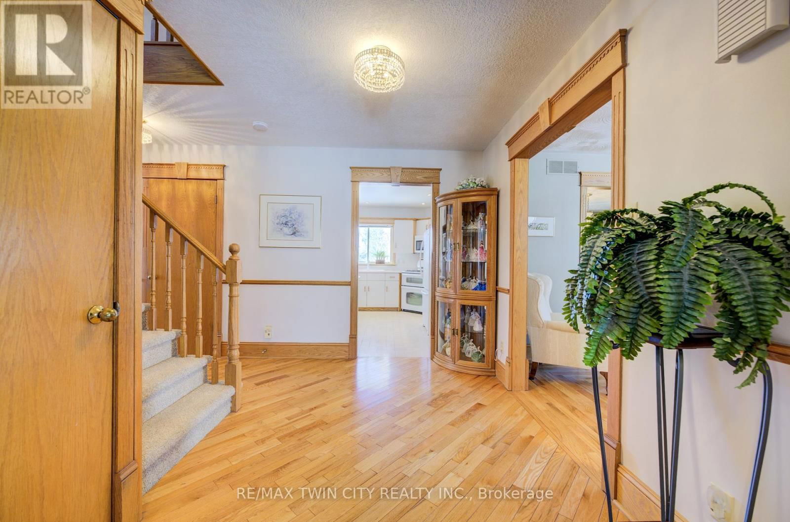 20 VIENNA CRESCENT Image 4