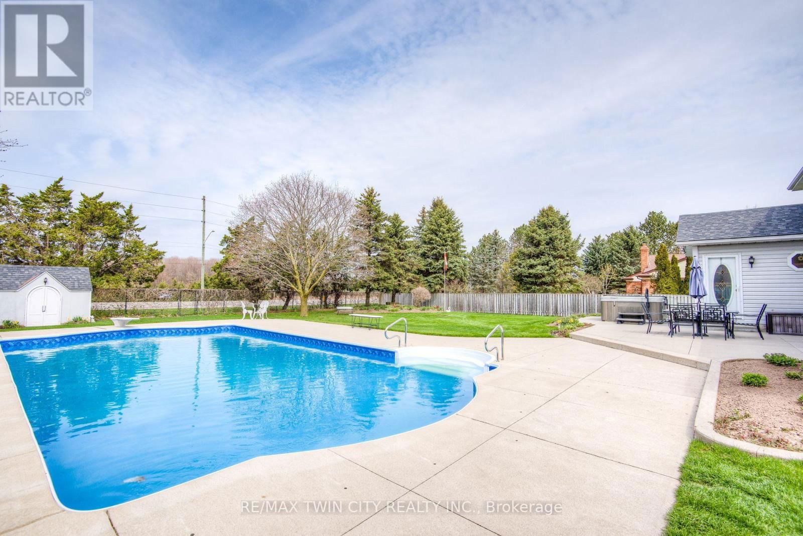 20 VIENNA CRESCENT Image 41