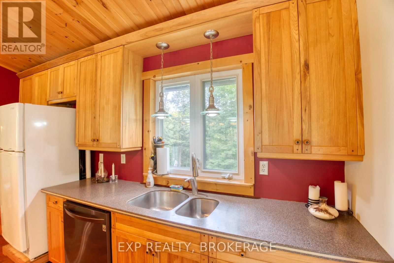 1191 ROCK LAKE ROAD Image 10