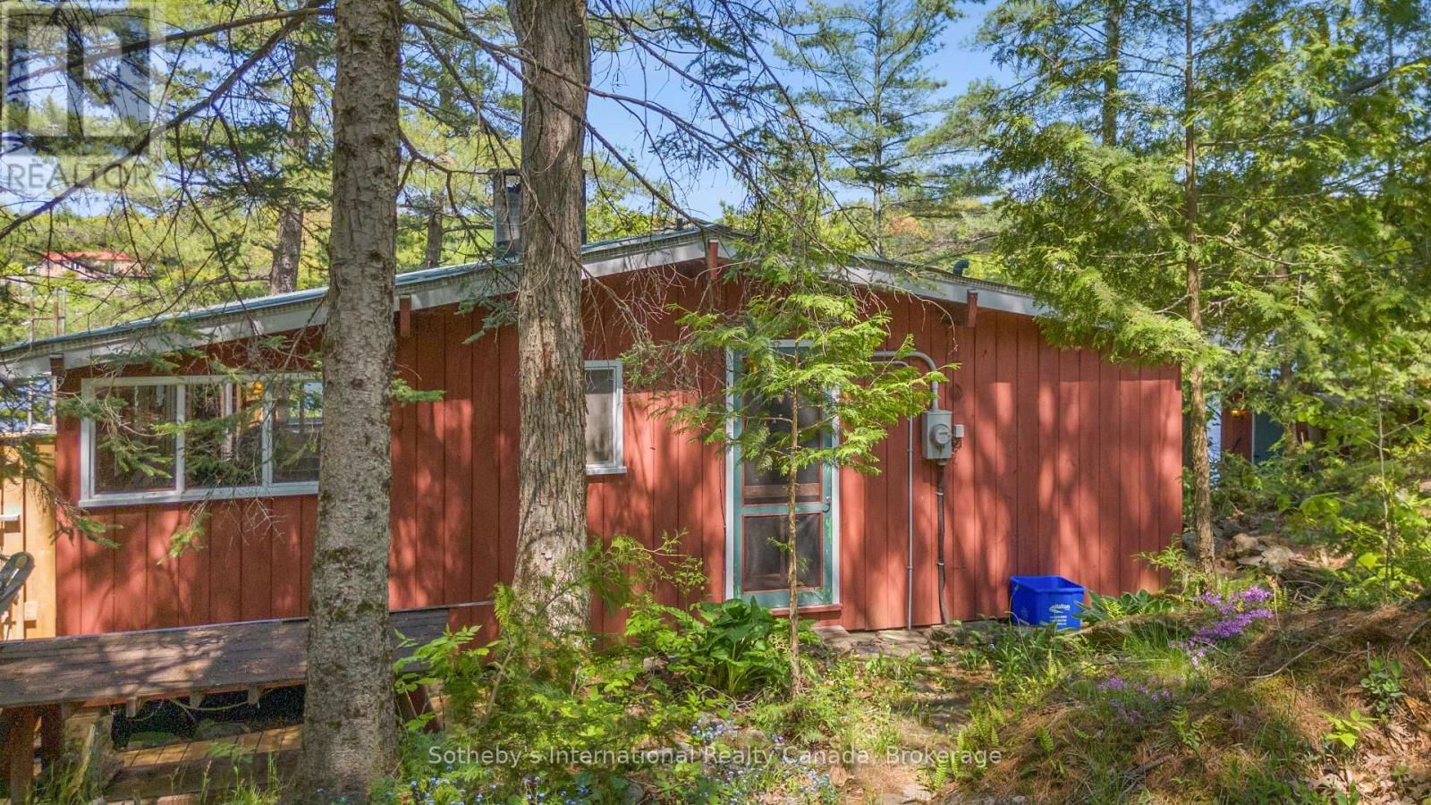 5096 ISLAND 865 Image 22