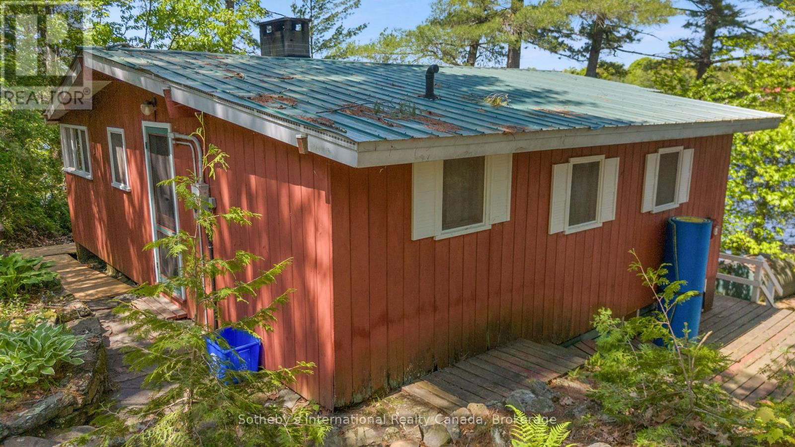 5096 ISLAND 865 Image 23