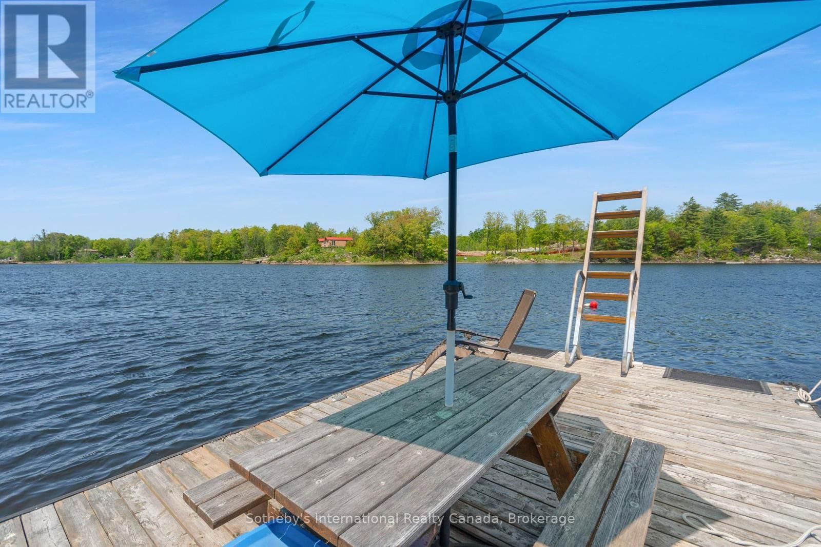 5096 ISLAND 865 Image 26