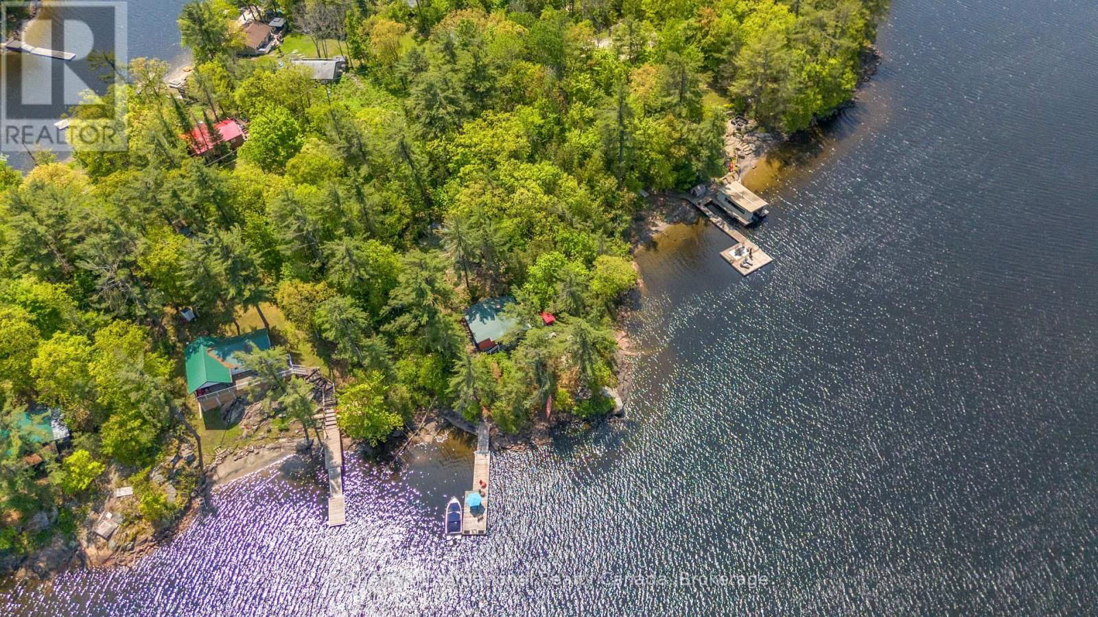 5096 ISLAND 865 Image 33