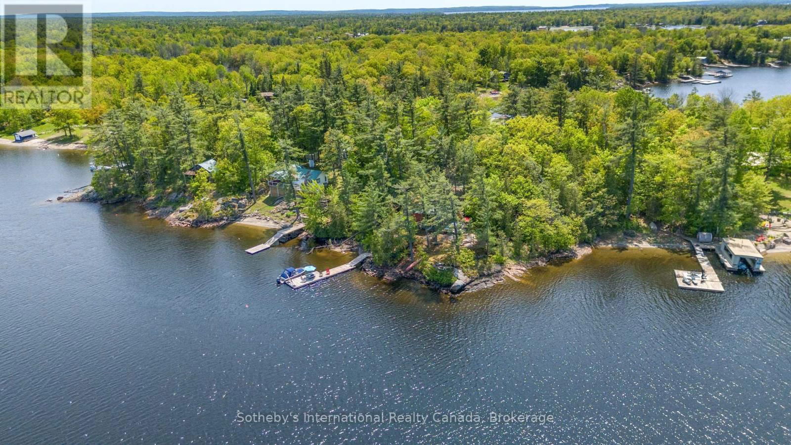 5096 ISLAND 865 Image 34