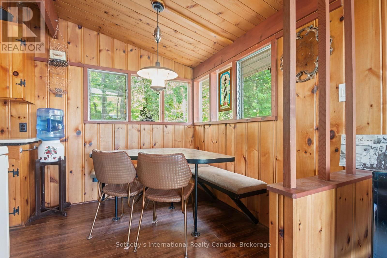5096 ISLAND 865 Image 6