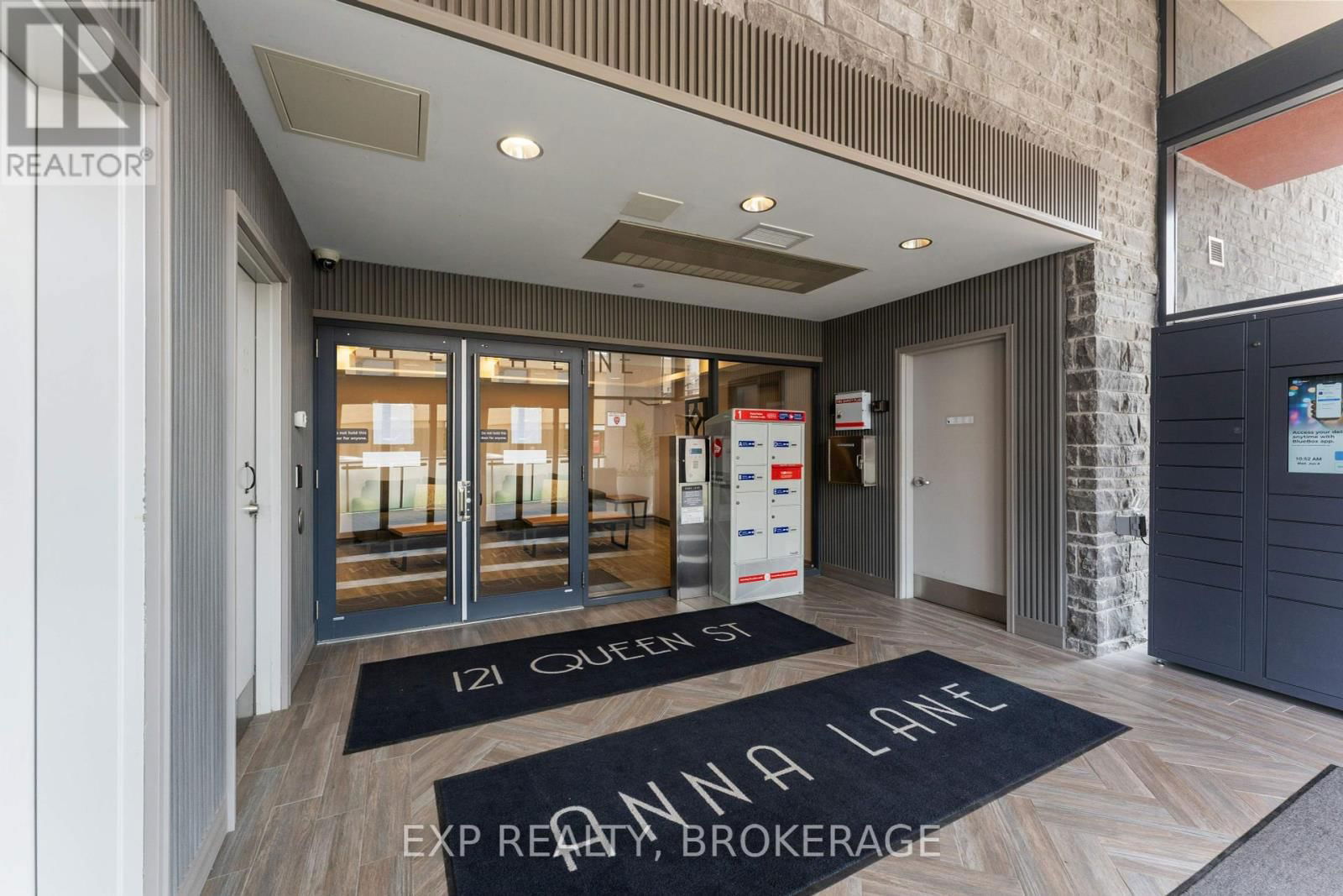 306 - 121 QUEEN STREET Image 3