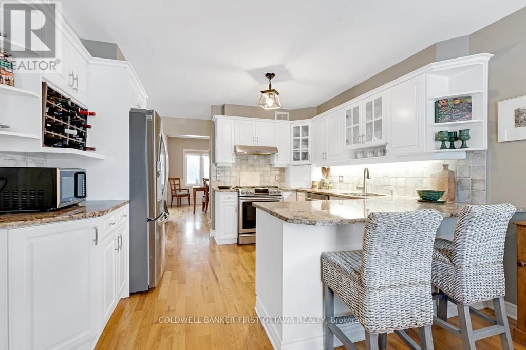10 PERKINS BOULEVARD Image 10