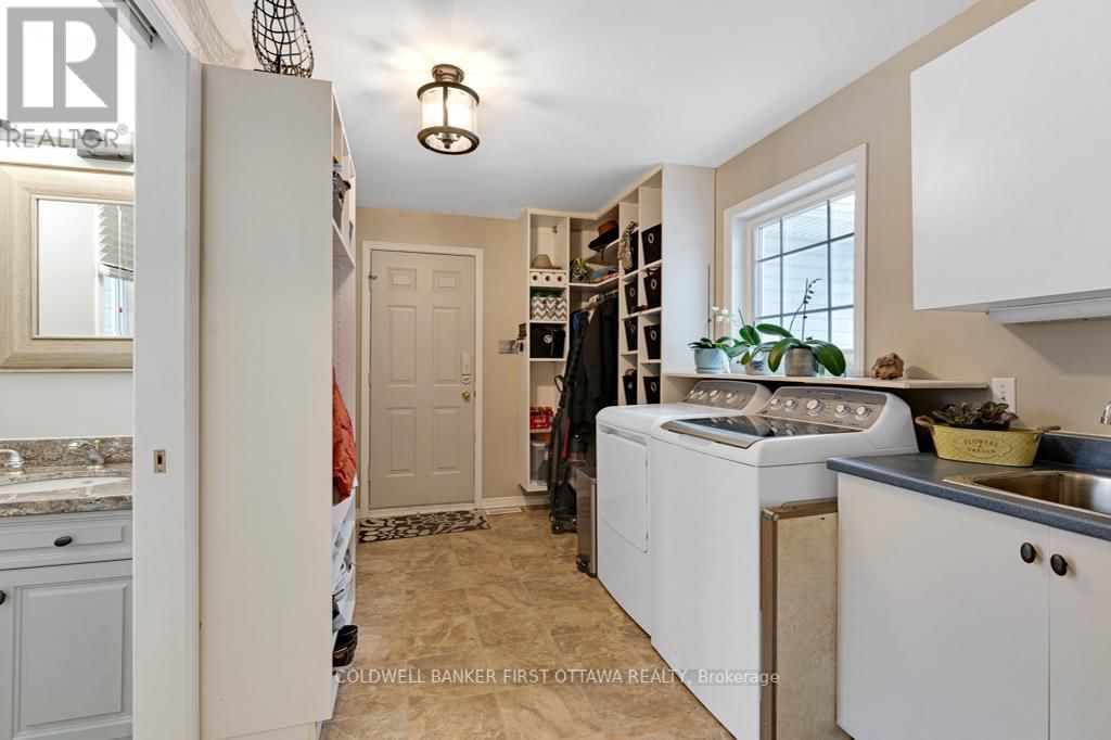 10 PERKINS BOULEVARD Image 19