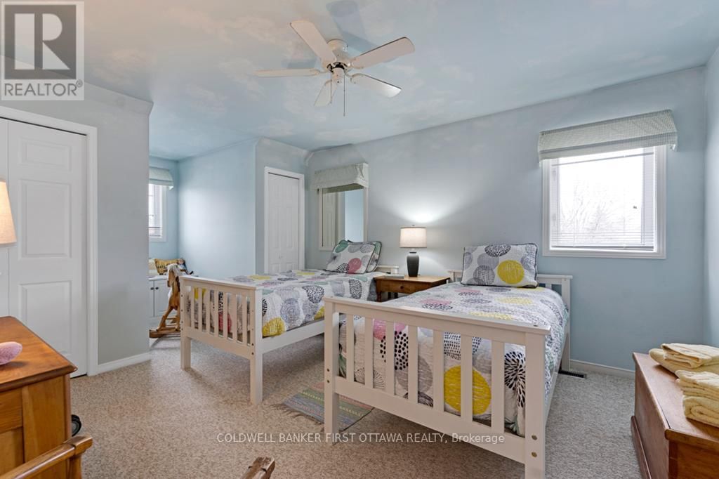 10 PERKINS BOULEVARD Image 23