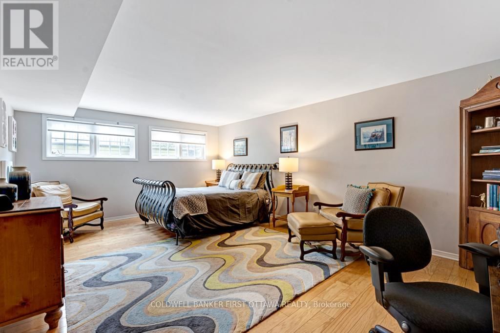 10 PERKINS BOULEVARD Image 31