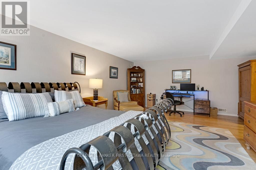 10 PERKINS BOULEVARD Image 33