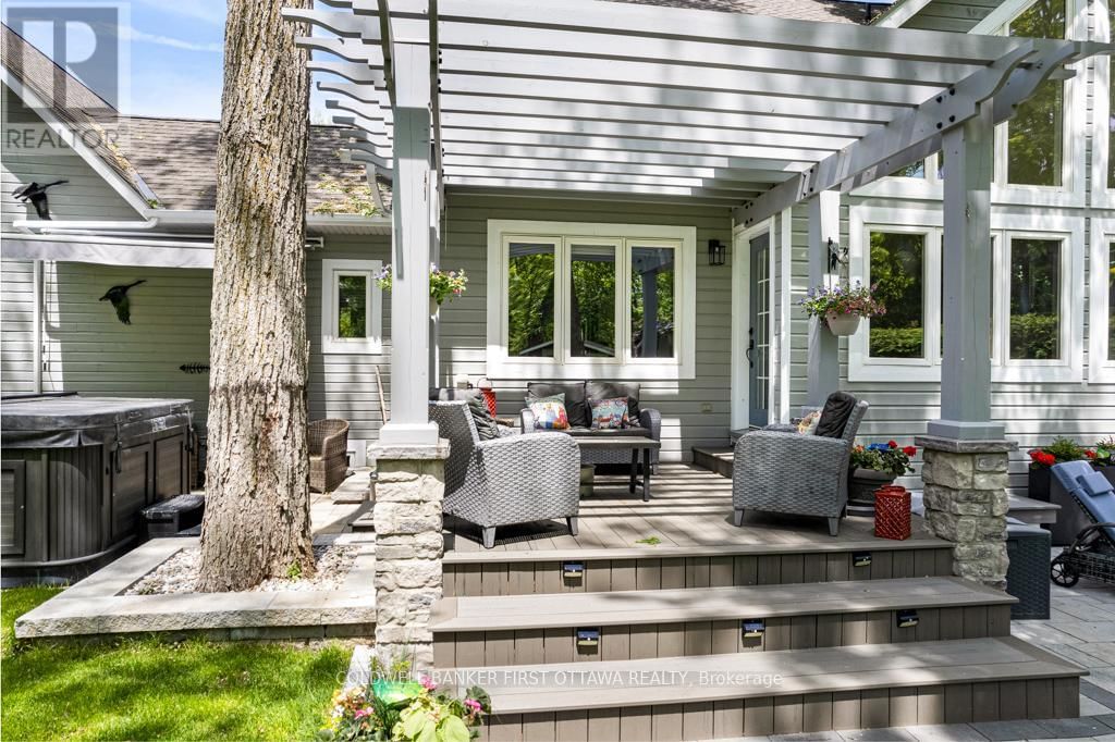 10 PERKINS BOULEVARD Image 36