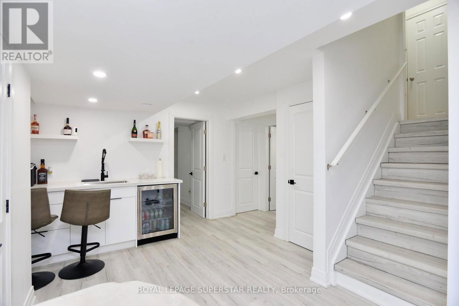 44 BROWVIEW DRIVE Image 17
