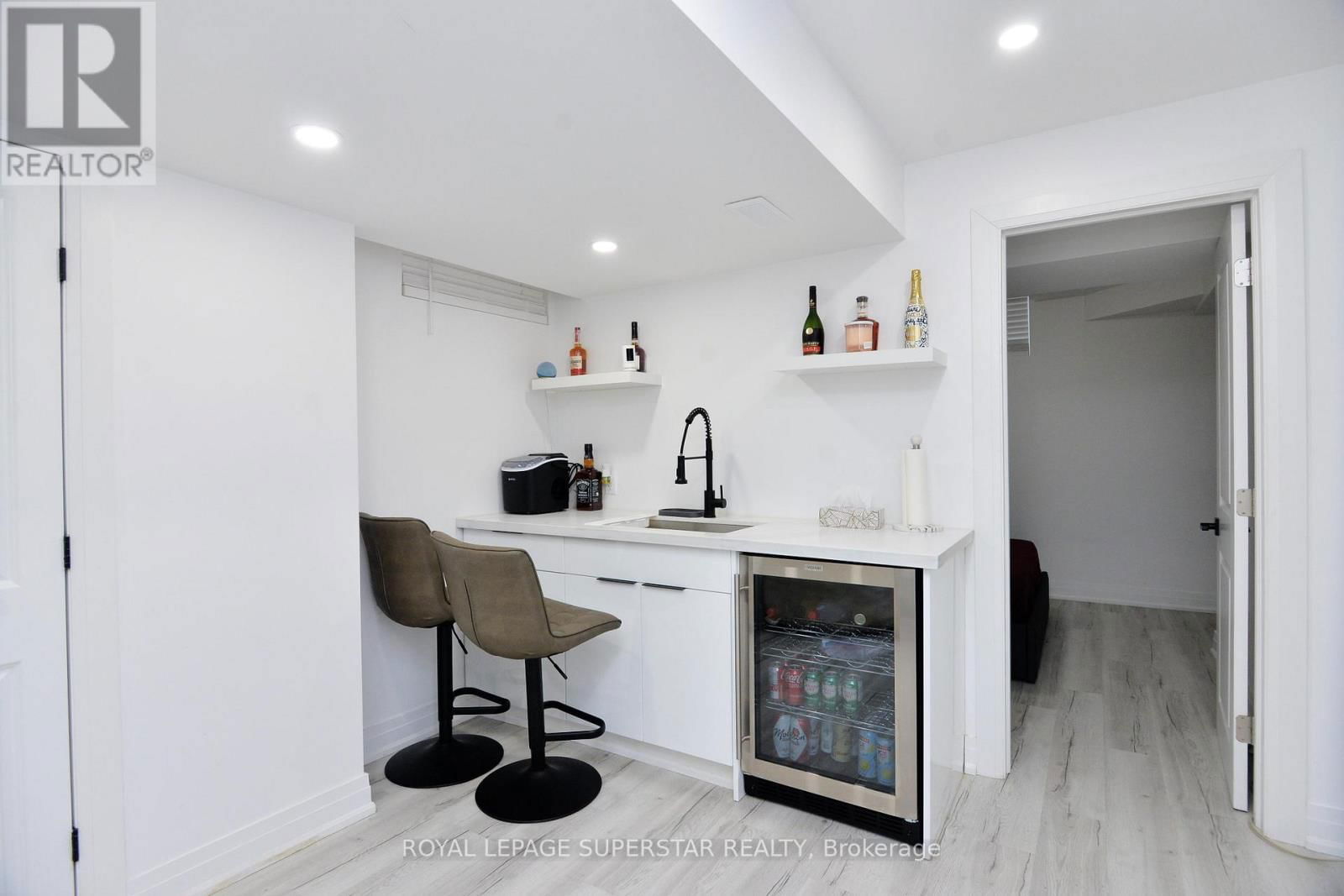 44 BROWVIEW DRIVE Image 19