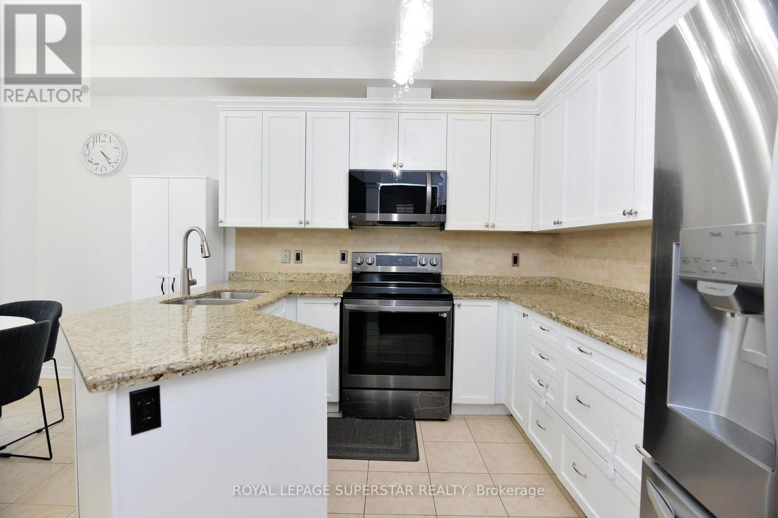 44 BROWVIEW DRIVE Image 30