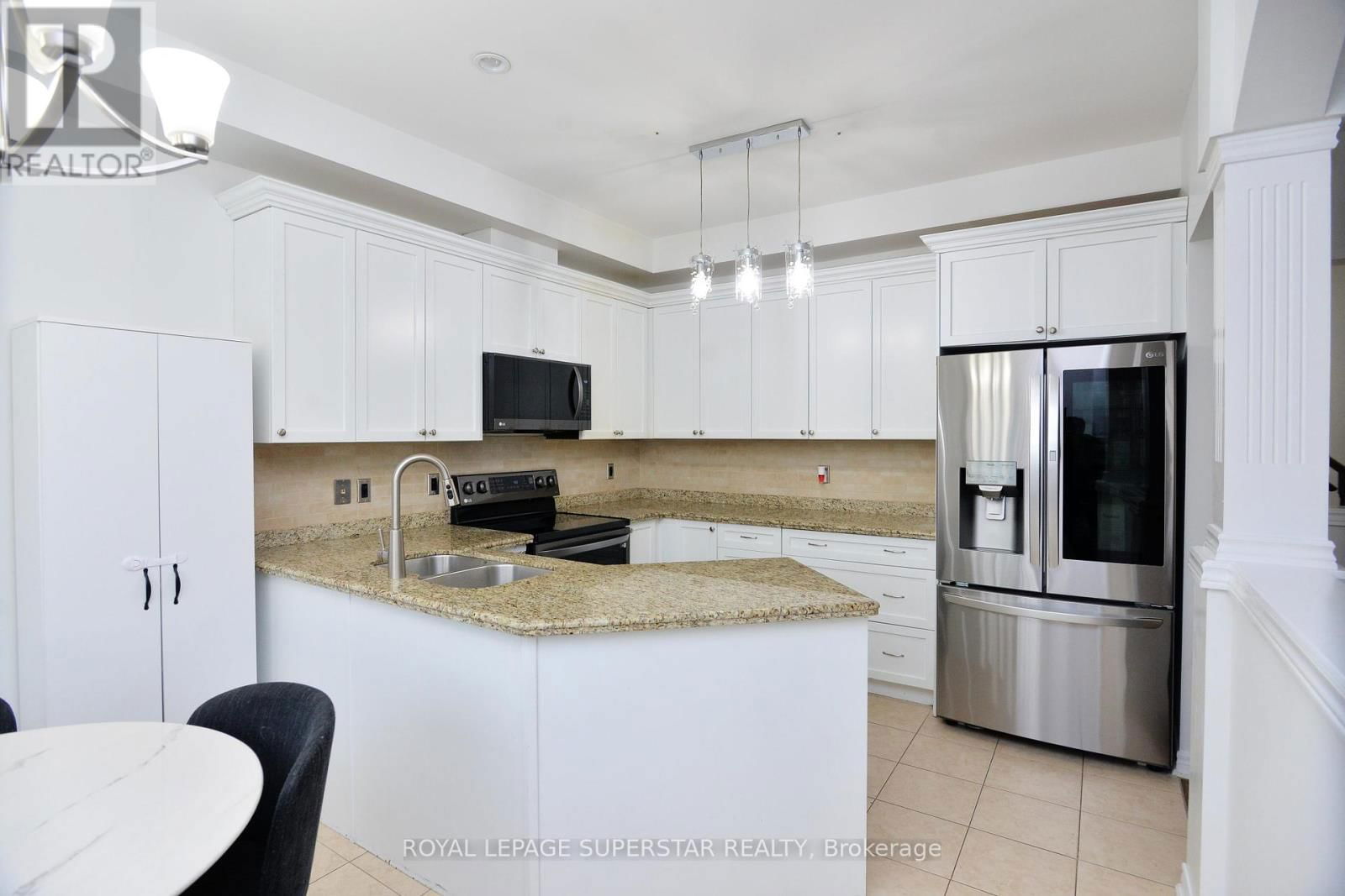 44 BROWVIEW DRIVE Image 31