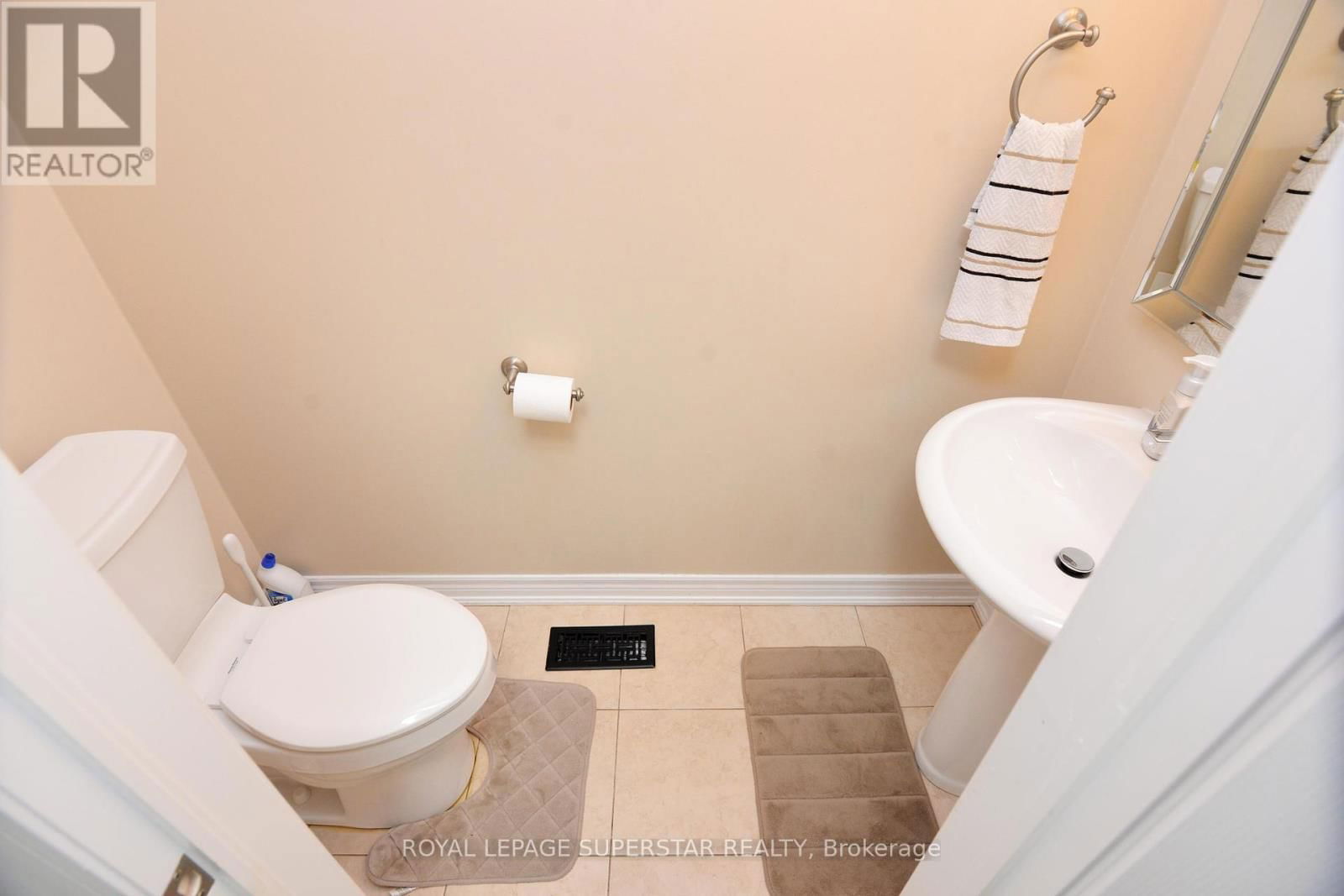 44 BROWVIEW DRIVE Image 33
