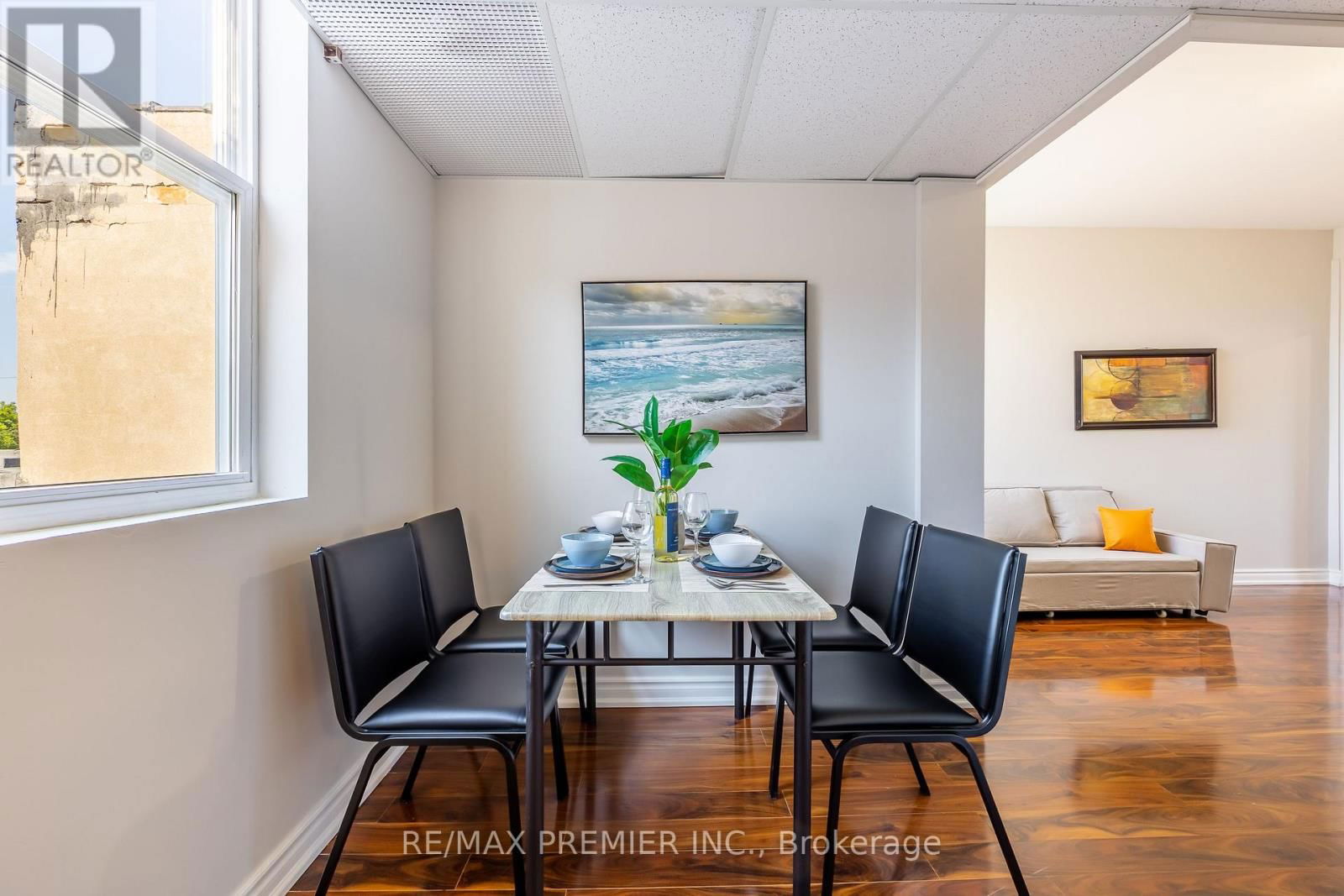 4507 QUEEN STREET Image 8