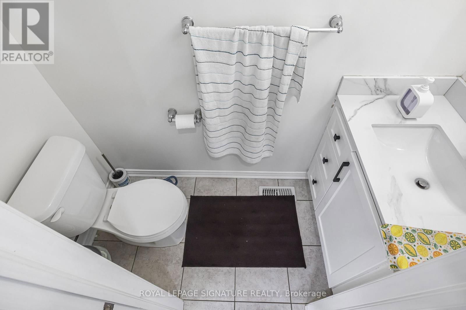 220 BEDROCK DRIVE Image 11