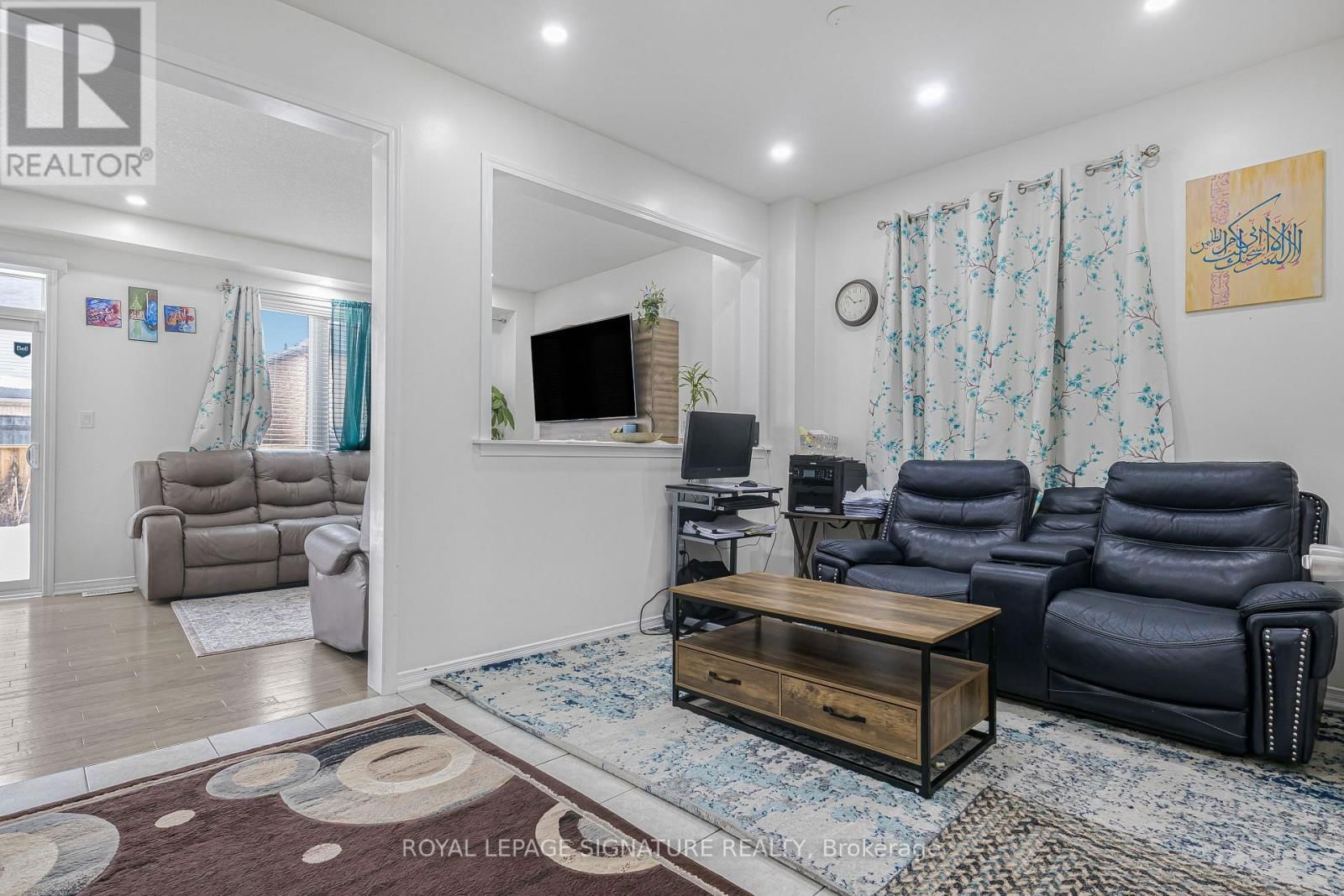 220 BEDROCK DRIVE Image 13
