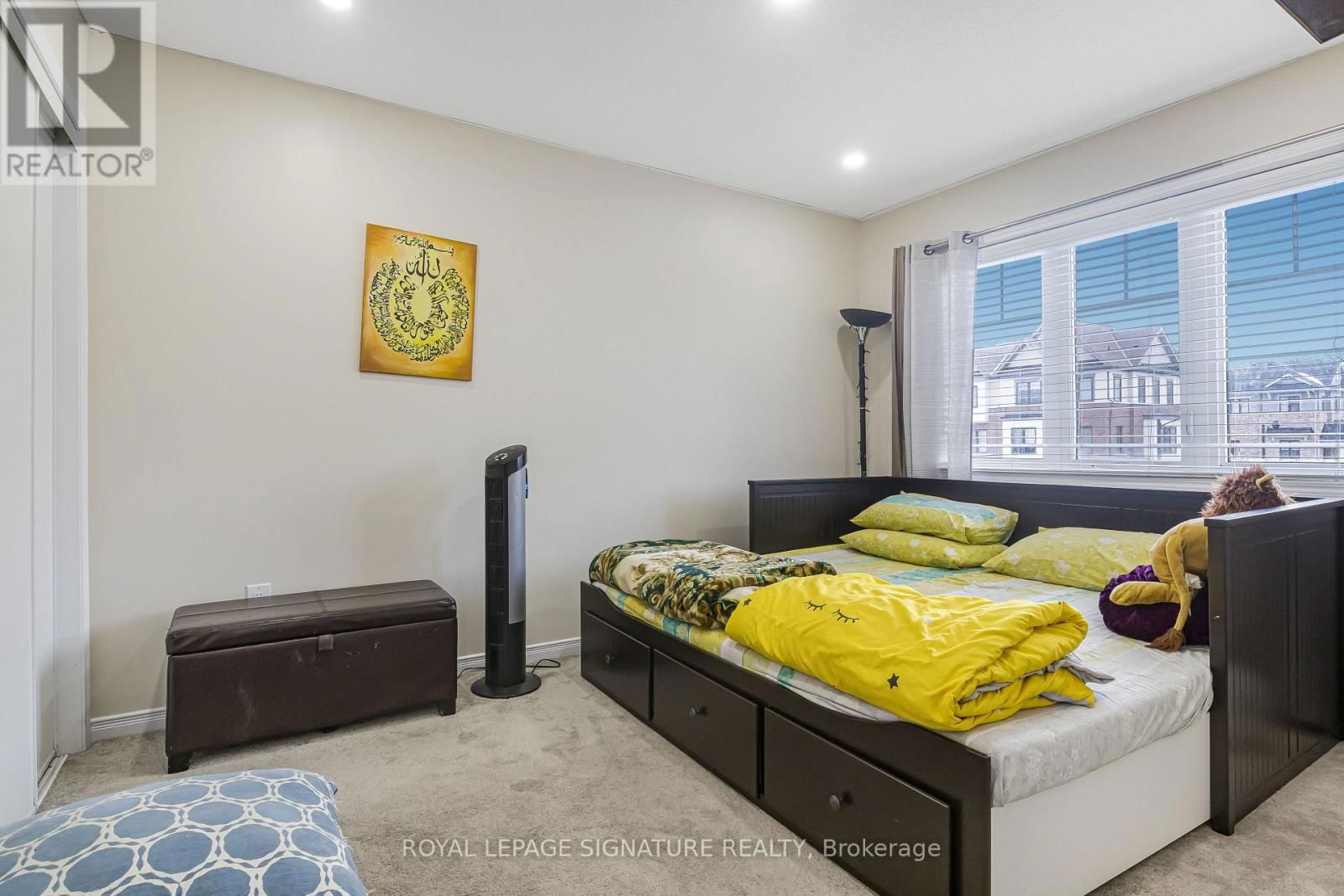 220 BEDROCK DRIVE Image 20