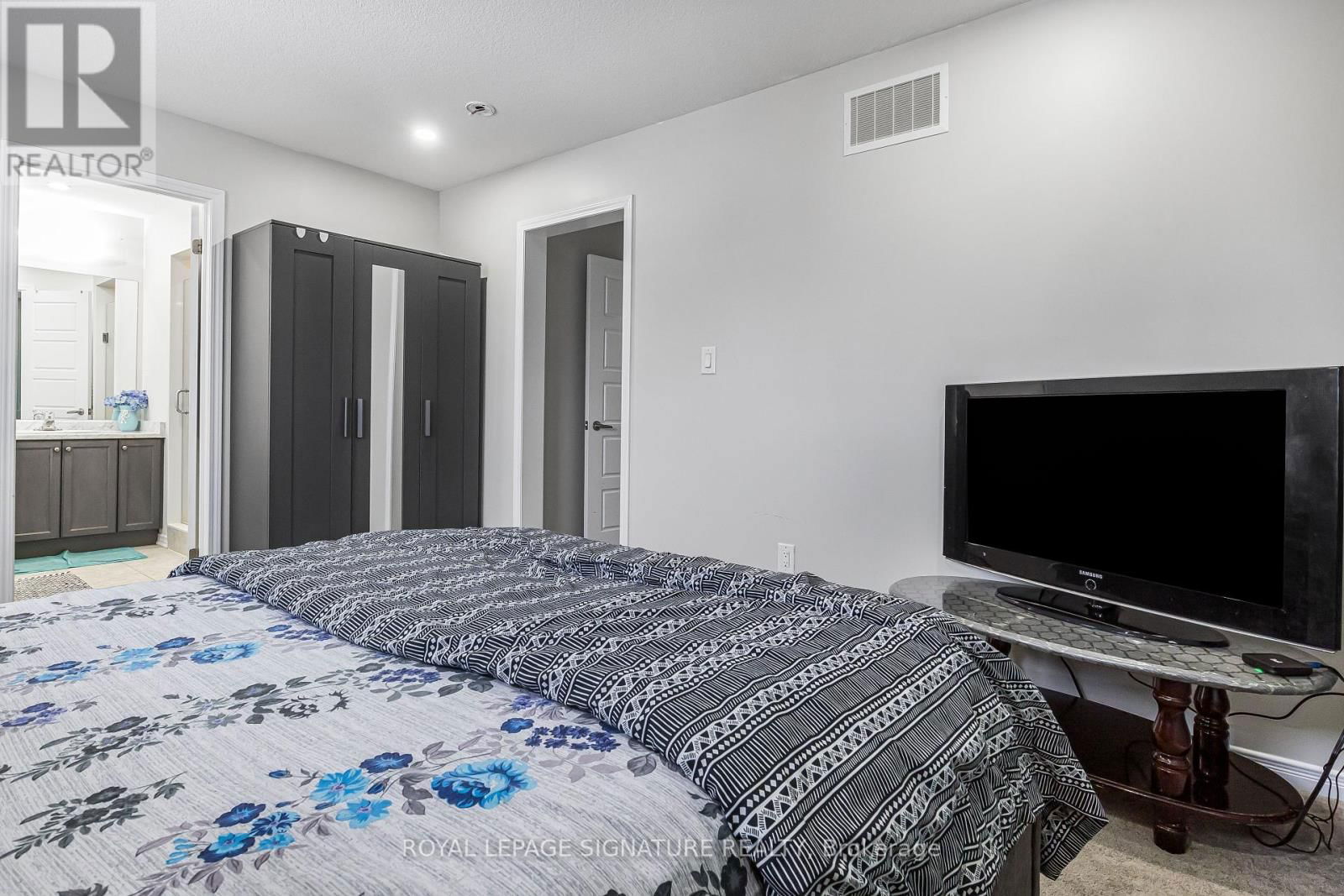 220 BEDROCK DRIVE Image 26