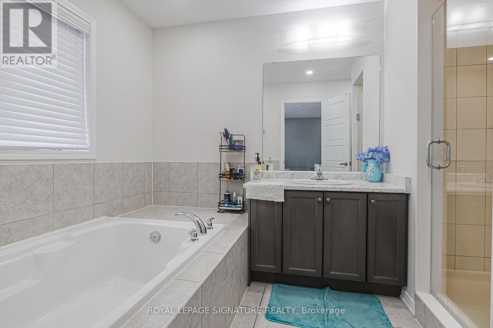 220 BEDROCK DRIVE Image 27