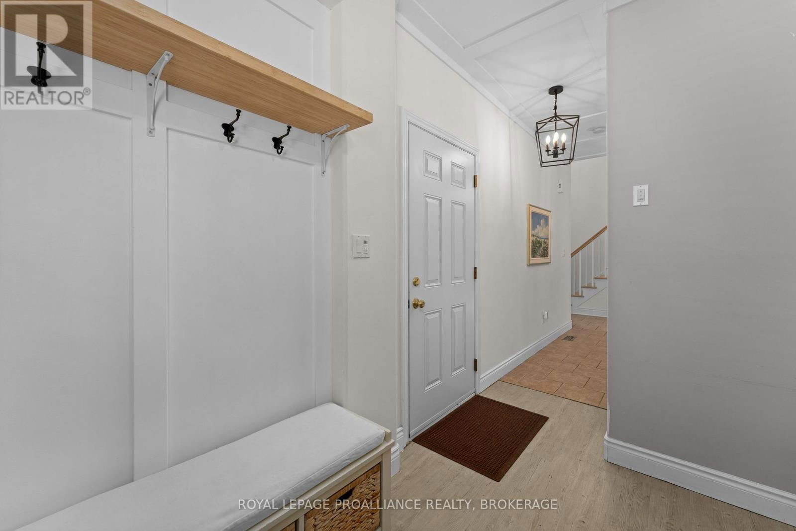 174 SPEERS BOULEVARD Image 10