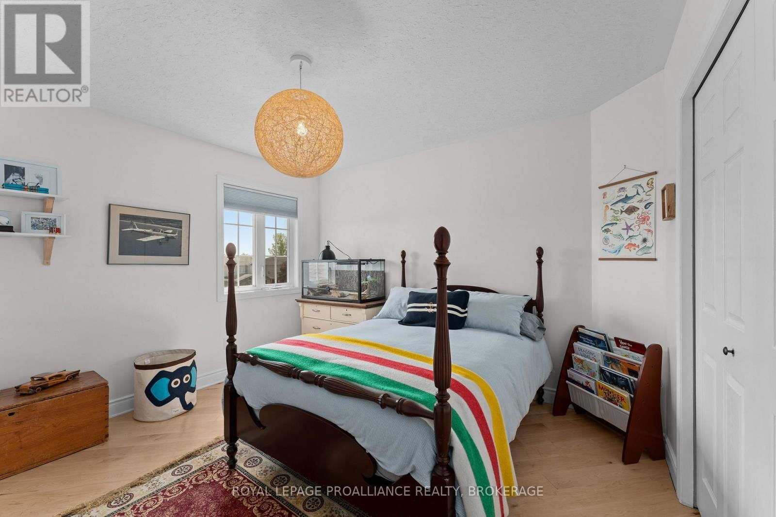 174 SPEERS BOULEVARD Image 26