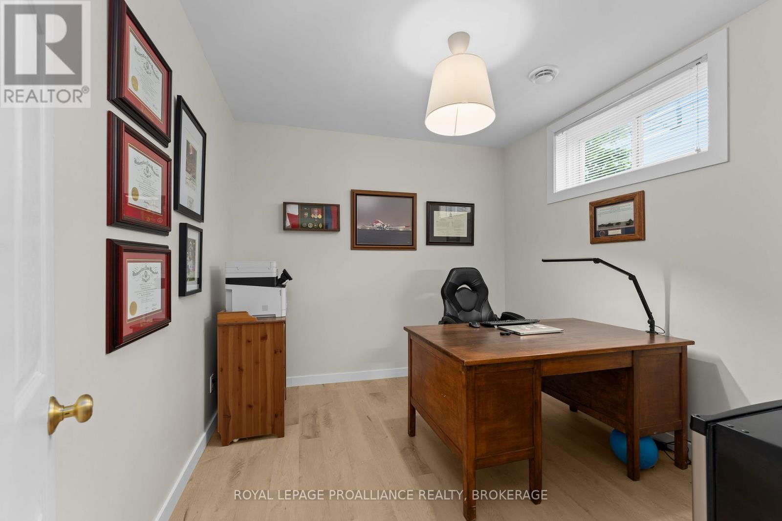174 SPEERS BOULEVARD Image 30