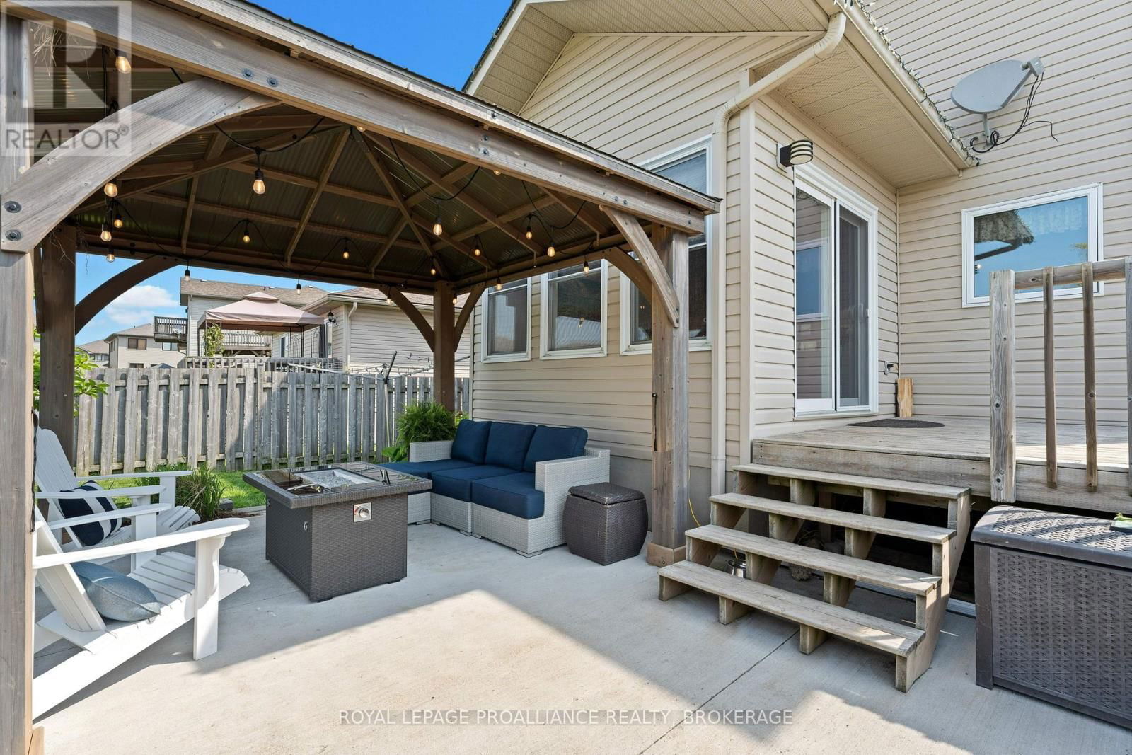 174 SPEERS BOULEVARD Image 33